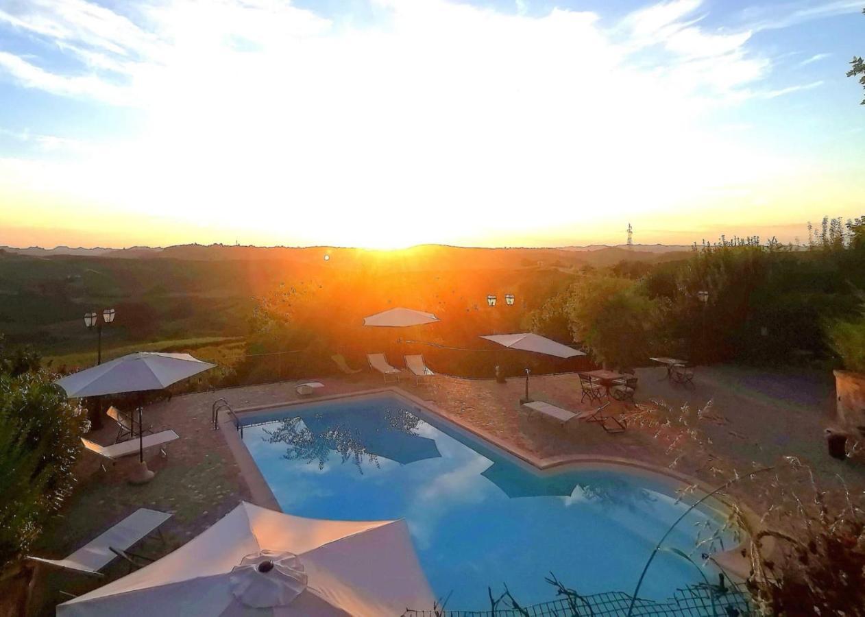 Villa Cascina San Bernardo à Magliano Alfieri Extérieur photo
