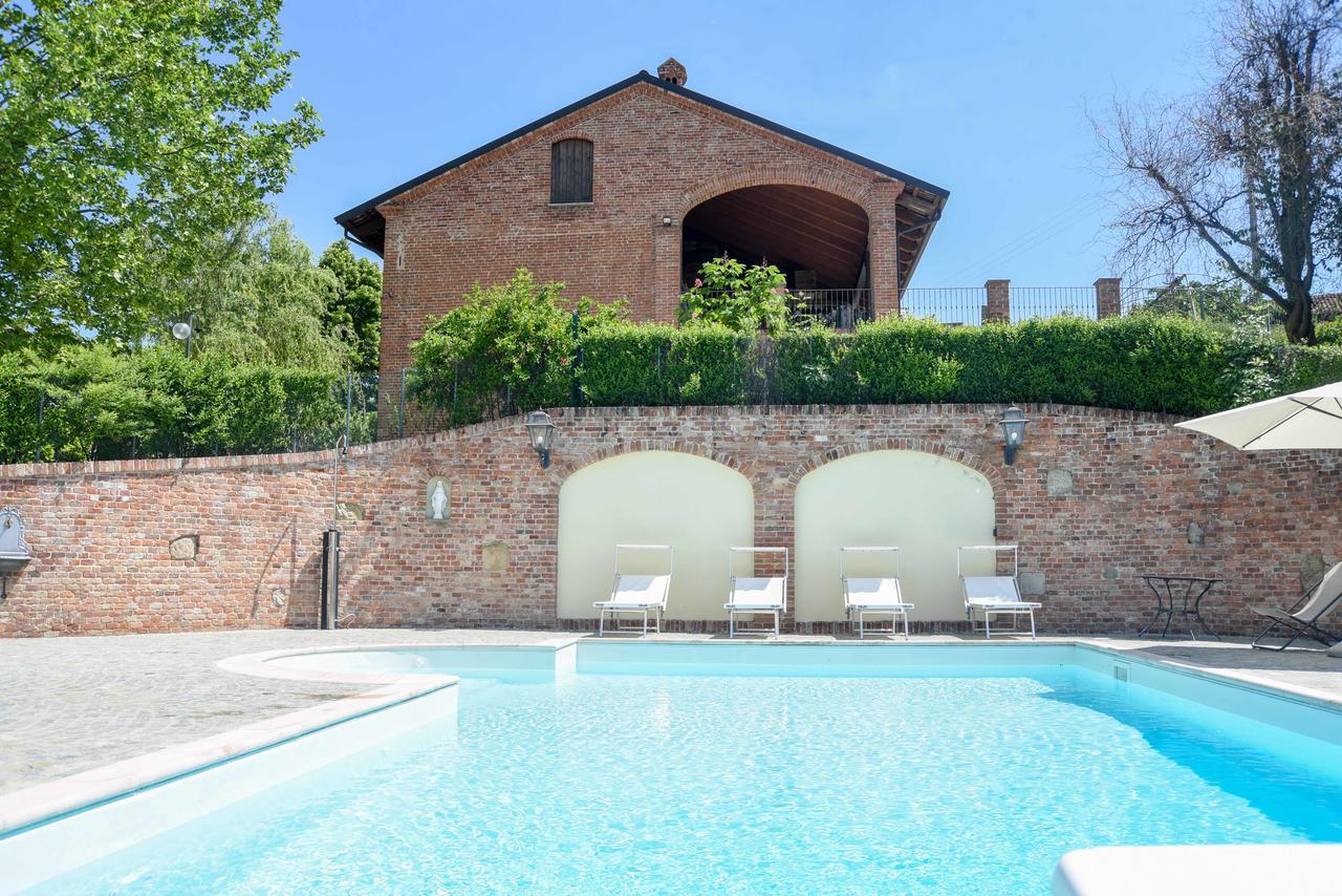 Villa Cascina San Bernardo à Magliano Alfieri Extérieur photo