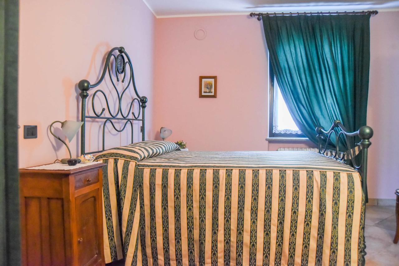 Villa Cascina San Bernardo à Magliano Alfieri Extérieur photo